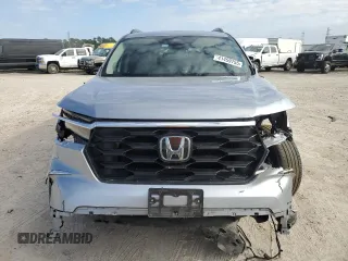 2023 Honda Pilot Touring with VIN 5FNYG2H73PB000923, listed as a Copart auction lot 41459755 with 39,829 mi miles and Salvage title. Bid and sale history available at DreamBid. Image 5.