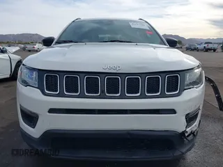 2017 Jeep Compass Sport z VIN 3C4NJDAB1HT642199, wystawiony jako IAAI lot #41237141 z przebiegiem 85 650 mil mil oraz . Historia ofert i sprzedaży dostępna na DreamBid. Obrazek 11.