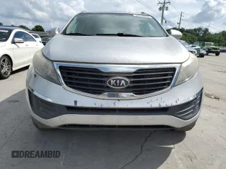 2011 Kia Sportage LX z VIN KNDPB3A24B7050422, wystawiony jako Copart lot #58639255 z przebiegiem 179 160 mil mil oraz Czysty tytuł • Clean title. Historia ofert i sprzedaży dostępna na DreamBid. Obrazek 5.