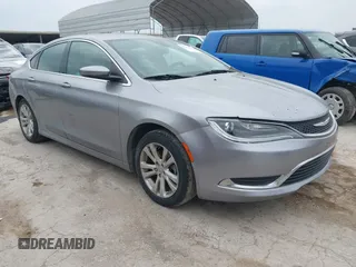 2015 Chrysler 200 Limited z VIN 1C3CCCAB9FN682690, wystawiony jako IAAI lot #42169807 z przebiegiem 131 610 mil mil oraz . Historia ofert i sprzedaży dostępna na DreamBid. Obrazek 1.
