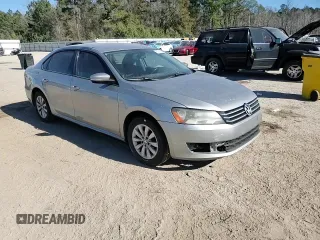 2014 Volkswagen Passat Wolfsburg Edition with VIN 1VWAS7A30EC074232, listed as a Copart auction lot 86975554 with 197,060 mi miles and Salvage title. Bid and sale history available at DreamBid. Image 11.