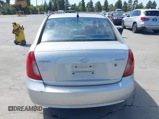 2006 Hyundai Accent GLS с VIN KMHCN46C86U023126, выставлен на аукционе IAAI как лот 42514585 с пробегом 150 008 миль миль и . История ставок и продаж доступна на DreamBid. Изображение 16.