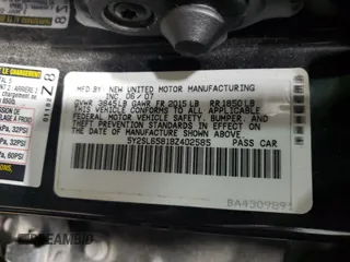 2008 Pontiac Vibe with VIN 5Y2SL65818Z402585, listed as a Copart auction lot 55461435 with 163,251 mi miles and Clean Title. Bid and sale history available at carsss.com. Image 12.