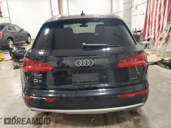 2020 Audi Q5 Premium with VIN WA1ANAFY0L2032734, listed as a Copart auction lot 49409845 with 156,338 mi miles and Non Repairable. Bid and sale history available at carsss.com. Image 6.