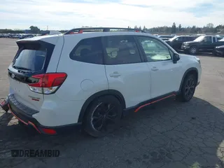 2019 Subaru Forester Sport with VIN JF2SKAPC6KH424538, listed as a IAAI auction lot 41861837 with 109,734 mi miles. Bid and sale history available at carsss.com. Image 4.