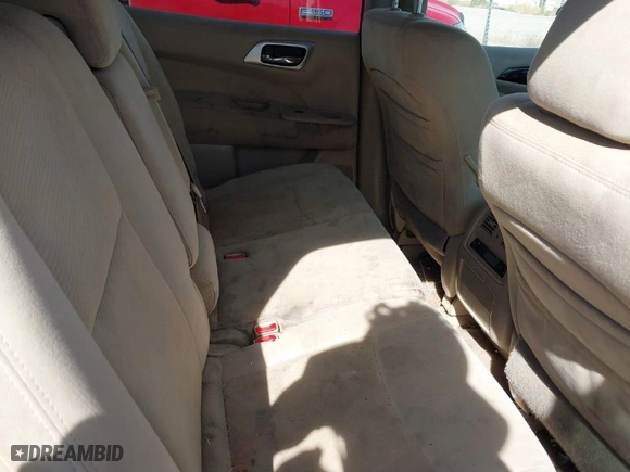 2013 Nissan Pathfinder SL with VIN 5N1AR2MMXDC643894, listed as a IAAI auction lot 41906915 with 138,744 mi miles. Bid and sale history available at carsss.com. Image 8.