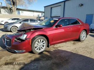 2015 Chrysler 300 Limited z VIN 2C3CCARG5FH803499, wystawiony jako Copart lot #52041605 z przebiegiem 82 061 mil mil oraz Szkoda całkowita • Salvage title. Historia ofert i sprzedaży dostępna na DreamBid. Obrazek 1.