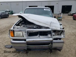 1996 Ford Ranger XLT with VIN 1FTCR15X7TPA63056, listed as a Copart auction lot 86500854 with 239,185 mi miles and Salvage Title. Bid and sale history available at DreamBid. Image 5.
