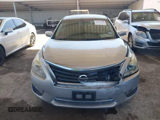 2015 Nissan Altima 2.5 SV with VIN 1N4AL3AP2FC146003, listed as a IAAI auction lot 41657030 with 127,489 mi miles. Bid and sale history available at carsss.com. Image 12.