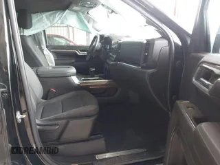 2022 Chevrolet Silverado 1500 RST with VIN 1GCUDEET0NZ644607, listed as a IAAI auction lot 41614044 with 56,524 mi miles and . Bid and sale history available at DreamBid. Image 5.