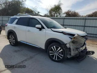 2024 Nissan Pathfinder Platinum with VIN 5N1DR3DG8RC273758, listed as a Copart auction lot 86191004 with 3,897 mi miles and Salvage Title. Bid and sale history available at carsss.com. Image 4.