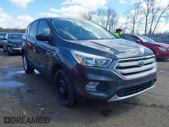 2019 Ford Escape SE z VIN 1FMCU9GD7KUA00132, wystawiony jako IAAI lot #41973998 z przebiegiem 89 327 mil mil oraz . Historia ofert i sprzedaży dostępna na DreamBid. Obrazek 1.