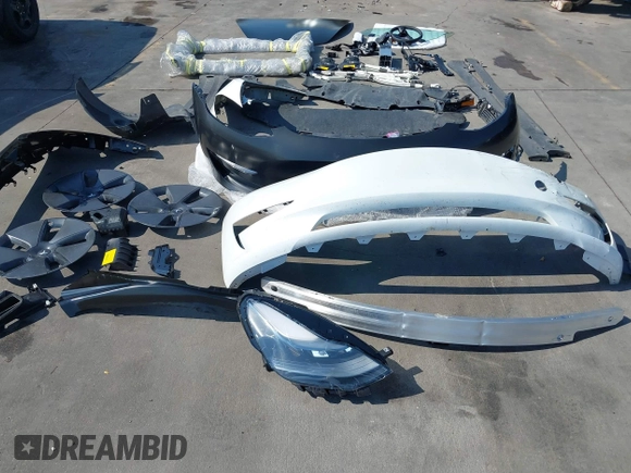 2023 Tesla Model 3 with VIN 5YJ3E1EA9PF585632, listed as a IAAI auction lot 40520993 with 7,775 mi miles and . Bid and sale history available at DreamBid. Image 22.