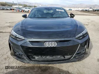 2023 Audi e-tron GT Premium Plus z VIN WAUFJBFWXP7003131, wystawiony jako Copart lot #38763864 z przebiegiem 16 636 mil mil oraz . Historia ofert i sprzedaży dostępna na DreamBid. Obrazek 5.