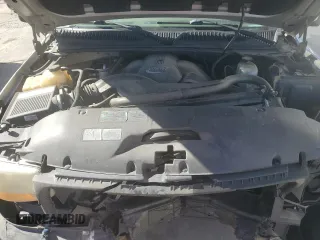 2005 GMC Yukon Denali z VIN 1GKEK63U35J228887, wystawiony jako Copart lot #68141304 z przebiegiem 238 024 mil mil oraz Szkoda całkowita • Salvage title. Historia ofert i sprzedaży dostępna na DreamBid. Obrazek 12.