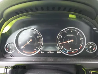 2018 BMW X5 xDrive35i with VIN 5UXKR0C57JL074021, listed as a Copart auction lot 83623074 with 64,240 mi miles and Salvage Title. Bid and sale history available at carsss.com. Image 9.