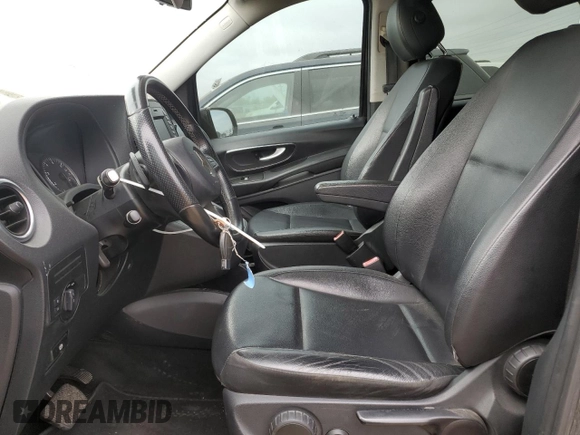 2018 Mercedes-Benz Metris Passenger z VIN WD4PG2EE4J3376376, wystawiony jako Copart lot #56536675 z przebiegiem 169 329 mil mil oraz Tytuł czysty. Historia ofert i sprzedaży dostępna na DreamBid. Obrazek 7.
