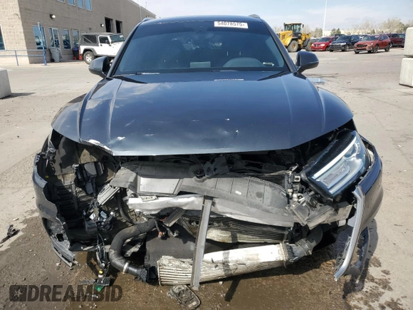 2018 Audi Q5 Premium with VIN WA1ANAFY8J2020313, listed as a Copart auction lot 54078575 with 76,133 mi miles and Salvage Title. Bid and sale history available at DreamBid. Image 5.