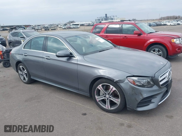 2017 Mercedes-Benz E 300 Luxury with VIN WDDZF4KB1HA128626, listed as a IAAI auction lot 42063402 with 77,909 mi miles and . Bid and sale history available at DreamBid. Image 1.