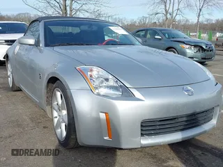 2005 Nissan 350Z Touring with VIN JN1AZ36A05M755776, listed as a IAAI auction lot 41509506 with 79,148 mi miles. Bid and sale history available at carsss.com. Image 1.