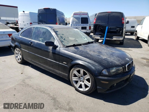 2001 BMW 3 Series 325Ci with VIN WBABN334X1JW49159, listed as a Copart auction lot 67799724 with 215,468 mi miles and Salvage Title. Bid and sale history available at carsss.com. Image 4.