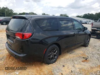2019 Chrysler Pacifica Touring Plus with VIN 2C4RC1FG5KR603902, listed as a Copart auction lot 58475535 with 136,017 mi miles and Salvage title. Bid and sale history available at DreamBid. Image 3.
