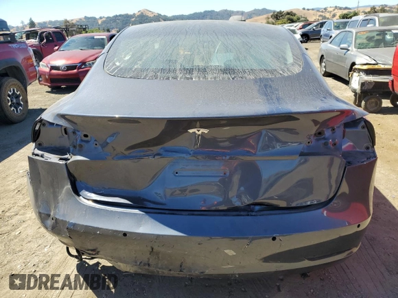 2022 Tesla Model 3 z VIN 5YJ3E1EA2NF336165, wystawiony jako Copart lot #80166114 z przebiegiem 23 097 mil mil oraz Szkoda całkowita • Salvage title. Historia ofert i sprzedaży dostępna na DreamBid. Obrazek 6.