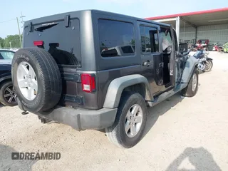 2016 Jeep Wrangler Unlimited Sport с VIN 1C4HJWDG7GL219976, выставлен на аукционе IAAI как лот 42417054 с пробегом 141 167 миль миль и . История ставок и продаж доступна на DreamBid. Изображение 4.