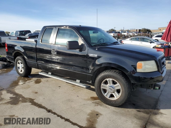 2008 Ford F-150 STX with VIN 1FTRX12W58FB17172, listed as a Copart auction lot 83443514 with 172,221 mi miles and Clean Title. Bid and sale history available at carsss.com. Image 4.
