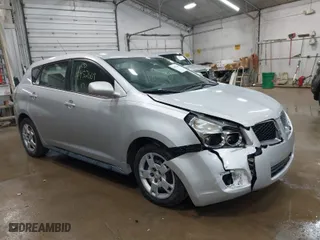 2010 Pontiac Vibe w/1SB with VIN 5Y2SP6E00AZ406082, listed as a IAAI auction lot 41952669 with 99,305 mi miles. Bid and sale history available at carsss.com. Image 1.