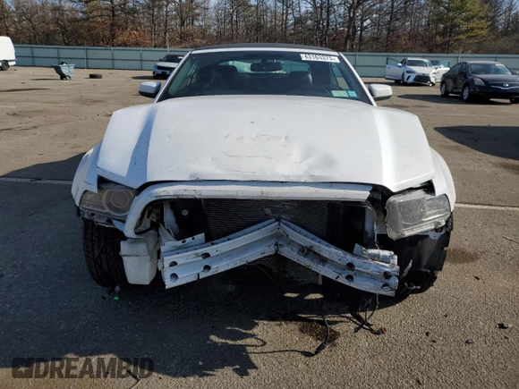 2014 Ford Mustang V6 z VIN 1ZVBP8EMXE5218467, wystawiony jako Copart lot #43163375 z przebiegiem 47 820 mil mil oraz Nie do naprawy • Non repairable. Historia ofert i sprzedaży dostępna na DreamBid. Obrazek 5.