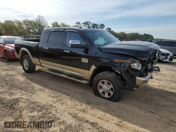 2011 Ram 2500 Laramie Longhorn z VIN 3D7UT2HL3BG580917, wystawiony jako Copart lot #50717625 z przebiegiem 141 494 mil mil oraz Szkoda całkowita • Salvage title. Historia ofert i sprzedaży dostępna na DreamBid. Obrazek 4.