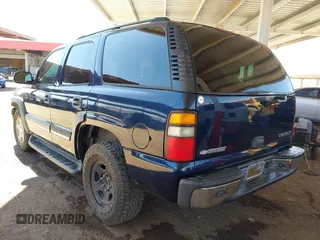 2004 Chevrolet Tahoe LS with VIN 1GNEC13T14R167811, listed as a IAAI auction lot 42074475 with 267,196 mi miles. Bid and sale history available at carsss.com. Image 3.