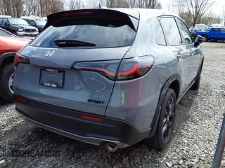 2024 Honda HR-V Sport with VIN 3CZRZ2H55RM714512, listed as a IAAI auction lot 41304816 with 43,540 mi miles. Bid and sale history available at carsss.com. Image 4.