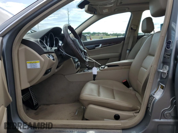2013 Mercedes-Benz C 300 Sport with VIN WDDGF8AB6DG125342, listed as a Copart auction lot 66119635 with 239,314 mi miles and Clean title. Bid and sale history available at DreamBid. Image 7.