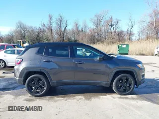 2020 Jeep Compass Latitude с VIN 3C4NJDBB5LT101115, выставлен на аукционе IAAI как лот 41857821 с пробегом 35 550 миль миль и . История ставок и продаж доступна на DreamBid. Изображение 13.