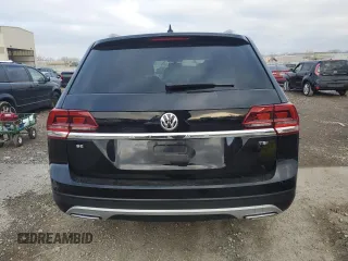 2018 Volkswagen Atlas SE with VIN 1V2CP2CA5JC598268, listed as a Copart auction lot 82860014 with 102,341 mi miles and Salvage title. Bid and sale history available at DreamBid. Image 6.