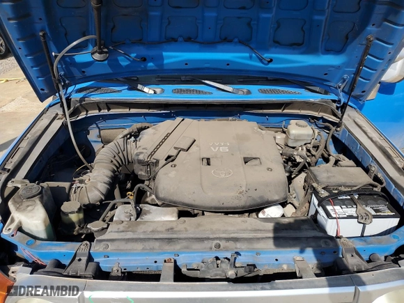 2007 Toyota FJ Cruiser with VIN JTEBU11F670008230, listed as a Copart auction lot 52636365 with 258,913 mi miles and Salvage Title. Bid and sale history available at carsss.com. Image 11.