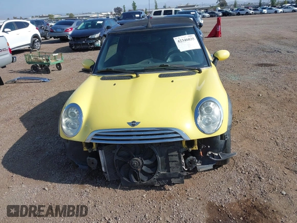 2005 MINI Convertible with VIN WMWRF33435TG11068, listed as a IAAI auction lot 42346035 with 147,367 mi miles and . Bid and sale history available at DreamBid. Image 12.