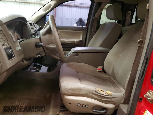 2005 Dodge Dakota SLT with VIN 1D7HW42N25S102256, listed as a Copart auction lot 84477674 with 160,804 mi miles and Salvage title. Bid and sale history available at DreamBid. Image 7.