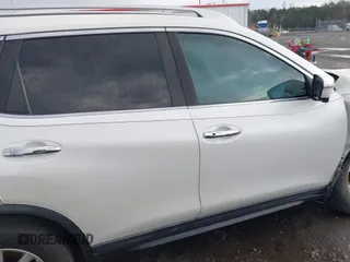 2018 Nissan Rogue SV with VIN KNMAT2MV7JP574729, listed as a IAAI auction lot 41812425 with 106,159 mi miles. Bid and sale history available at carsss.com. Image 14.