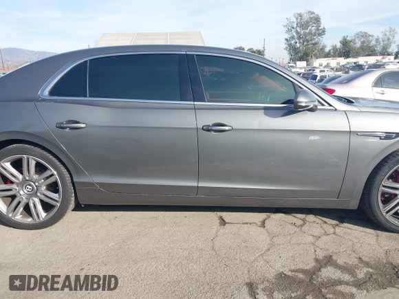 2017 Bentley Flying Spur with VIN SCBEH9ZA9HC065831, listed as a IAAI auction lot 41410269 with 13,351 mi miles and . Bid and sale history available at DreamBid. Image 14.