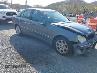 2006 Mercedes-Benz C 280 Luxury with VIN WDBRF54H26F795849, listed as a IAAI auction lot 42032144 with 231,286 mi miles and . Bid and sale history available at DreamBid. Image 1.