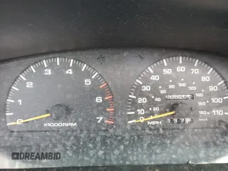1997 Toyota 4Runner SR5 z VIN JT3HN86R0V0059862, wystawiony jako Copart lot #85000954 z przebiegiem 168 272 mil mil oraz Szkoda całkowita • Salvage title. Historia ofert i sprzedaży dostępna na DreamBid. Obrazek 9.