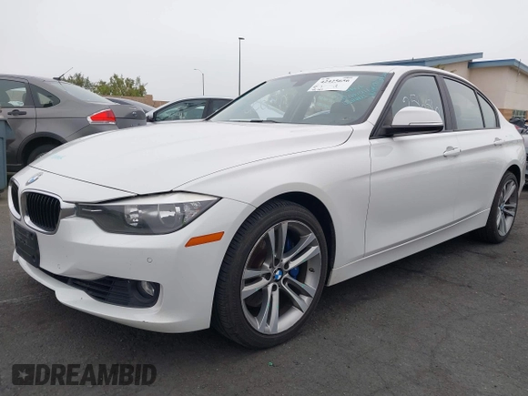 2015 BMW 3 Series 328i с VIN WBA3C1C57FK120258, выставлен на аукционе IAAI как лот 42425656 с пробегом 99 162 миль миль и . История ставок и продаж доступна на DreamBid. Изображение 17.