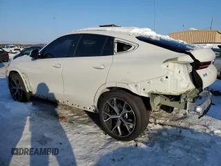 2022 BMW X6 xDrive40i with VIN 5UXCY6C08N9K10724, listed as a Copart auction lot 88091075 with 30,825 mi miles and Salvage Title. Bid and sale history available at carsss.com. Image 2.