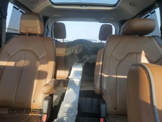 2018 Chrysler Pacifica Limited z VIN 2C4RC1GG8JR125231, wystawiony jako Copart lot #62753534 z przebiegiem Nie podano mil oraz Szkody całkowita. Historia ofert i sprzedaży dostępna na DreamBid. Obrazek 10.