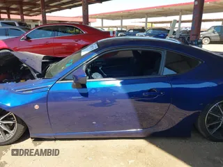 2017 Toyota 86 z VIN JF1ZNAA11H9706848, wystawiony jako IAAI lot #42097158 z przebiegiem 76 251 mil mil oraz . Historia ofert i sprzedaży dostępna na DreamBid. Obrazek 15.