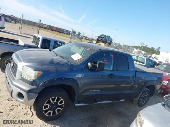 2007 Toyota Tundra SR5 with VIN 5TFRV54117X025323, listed as a IAAI auction lot 41840621 with 203,377 mi miles. Bid and sale history available at carsss.com. Image 14.