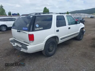 2000 Chevrolet Blazer LT с VIN 1GNDT13W1Y2366880, выставлен на аукционе IAAI как лот 42282543 с пробегом 245 806 миль миль и . История ставок и продаж доступна на DreamBid. Изображение 4.